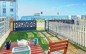 Cozy Home In Jullouville With House Sea View
